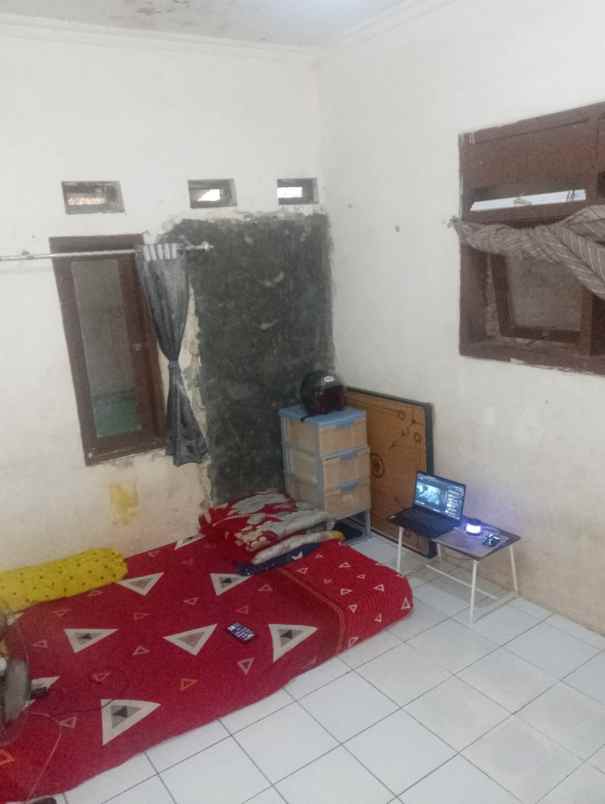 dijual rumah jl terusan kapten halim