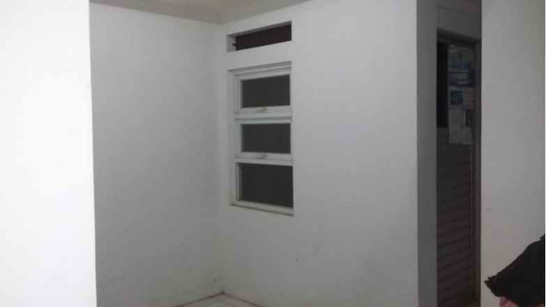 dijual rumah jl villa nusa indah