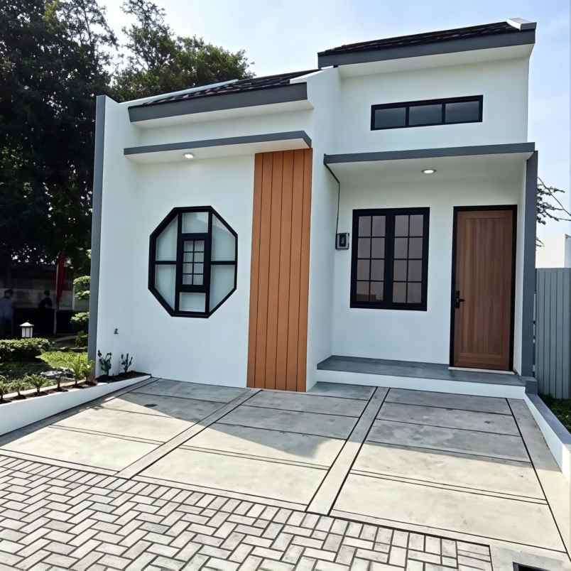 dijual rumah jln mengger hilir sukapura