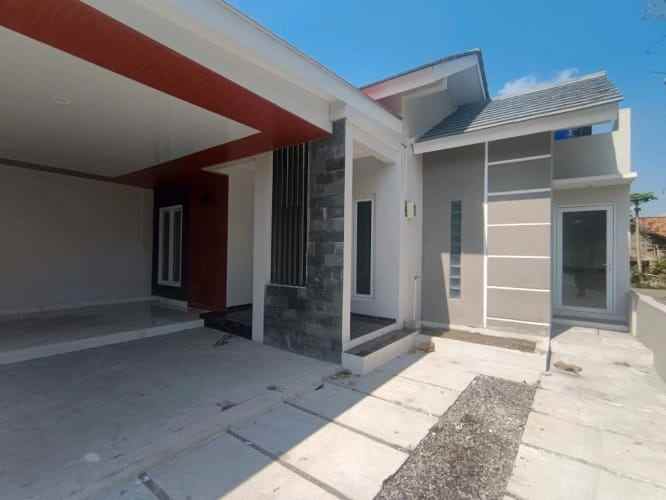 dijual rumah kalasan