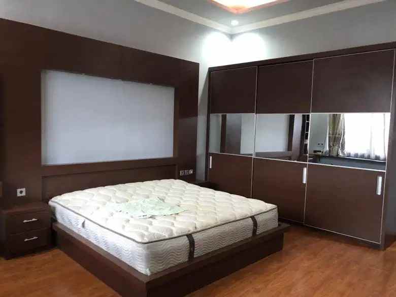 dijual rumah kalimalang