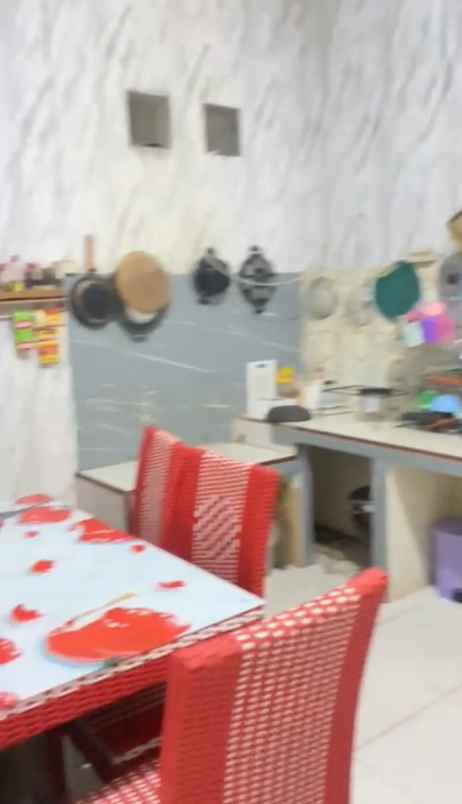 dijual rumah kampung mewah