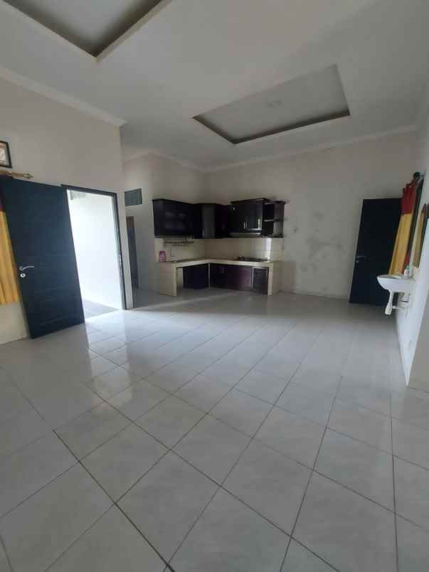 dijual rumah karangrejo banyumanik semarang