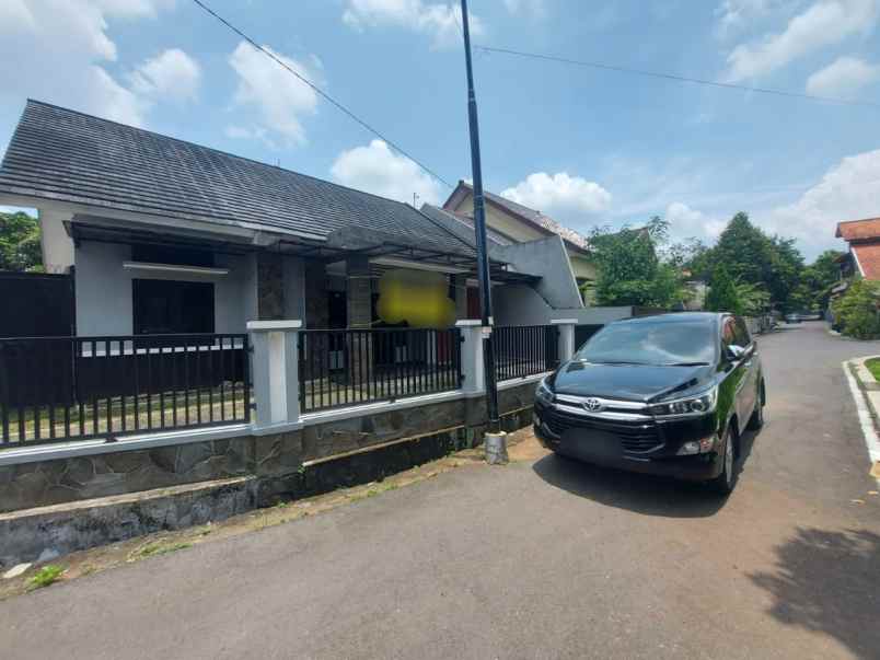 dijual rumah karangrejo banyumanik semarang