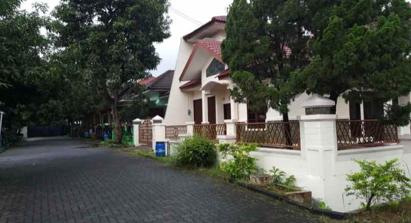 dijual rumah karangrejo raya