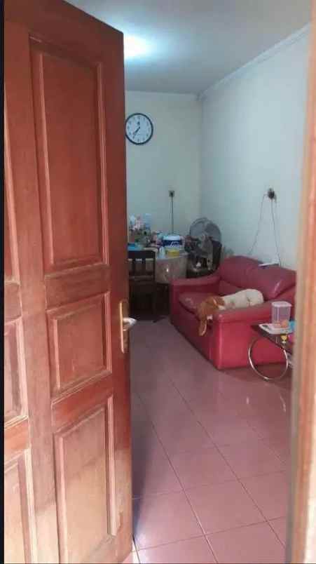 dijual rumah karangtengah