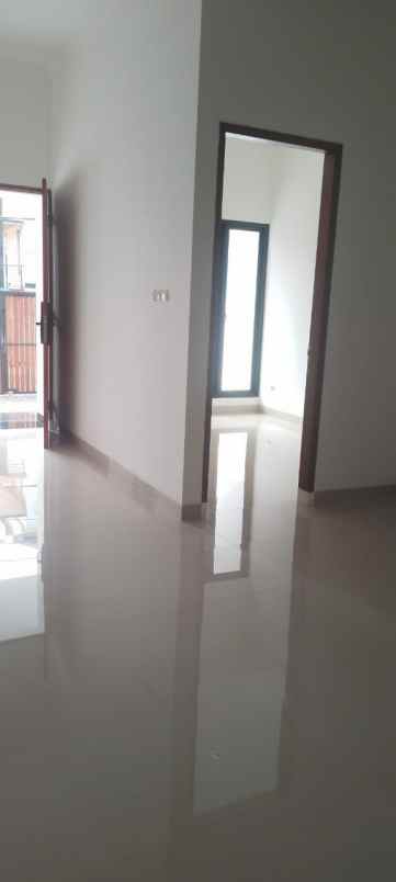 dijual rumah kavling pondok kelapa