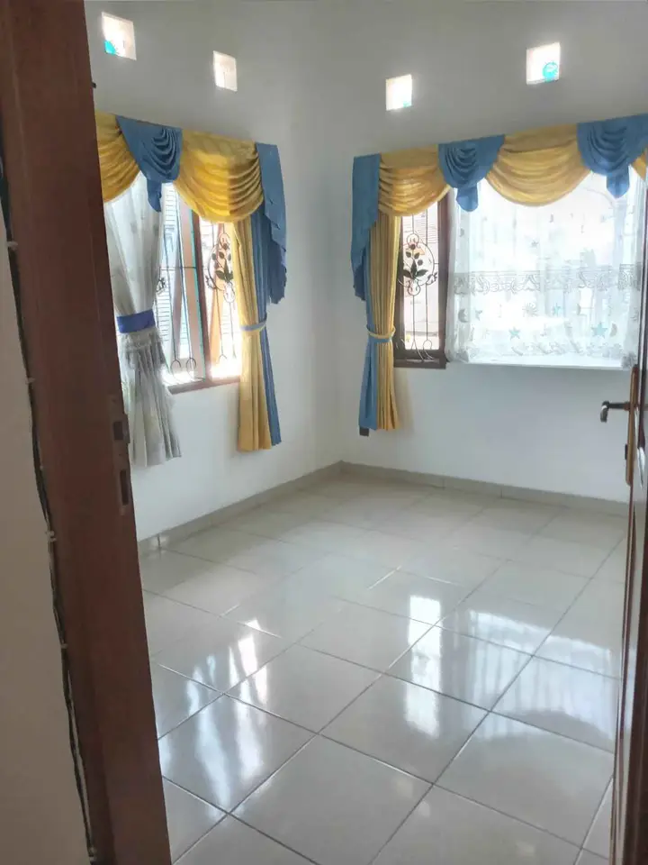 dijual rumah kawaluyaan bandung