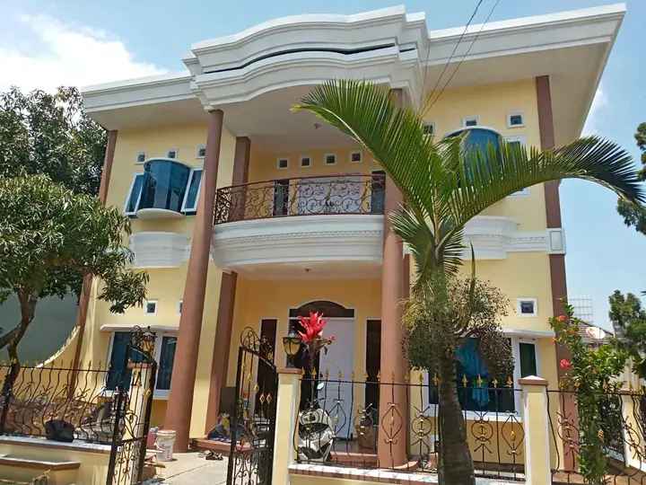 dijual rumah kawaluyaan bandung