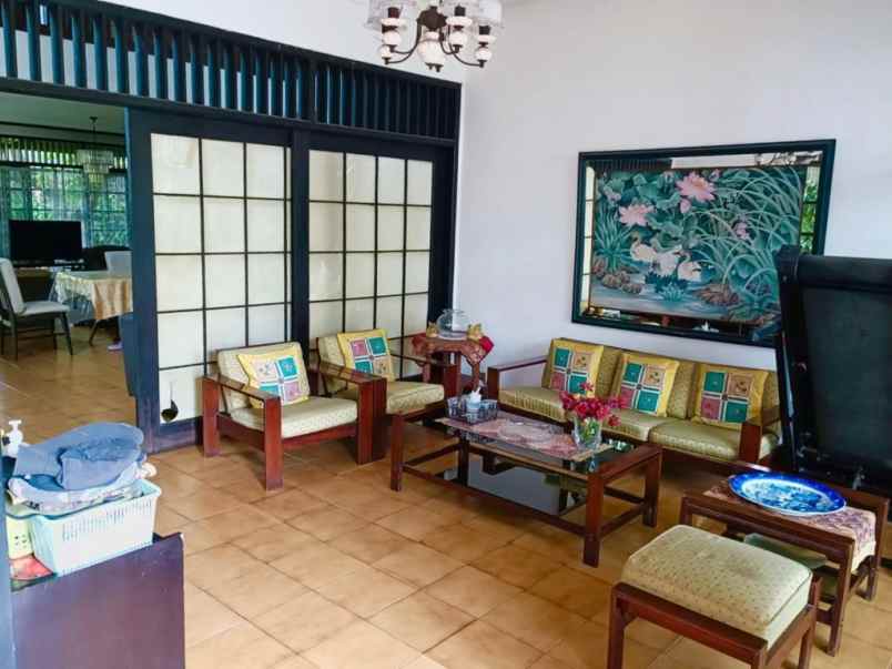 dijual rumah kayu mas