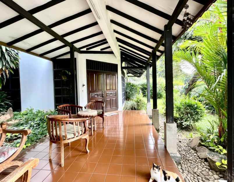 dijual rumah kayu mas