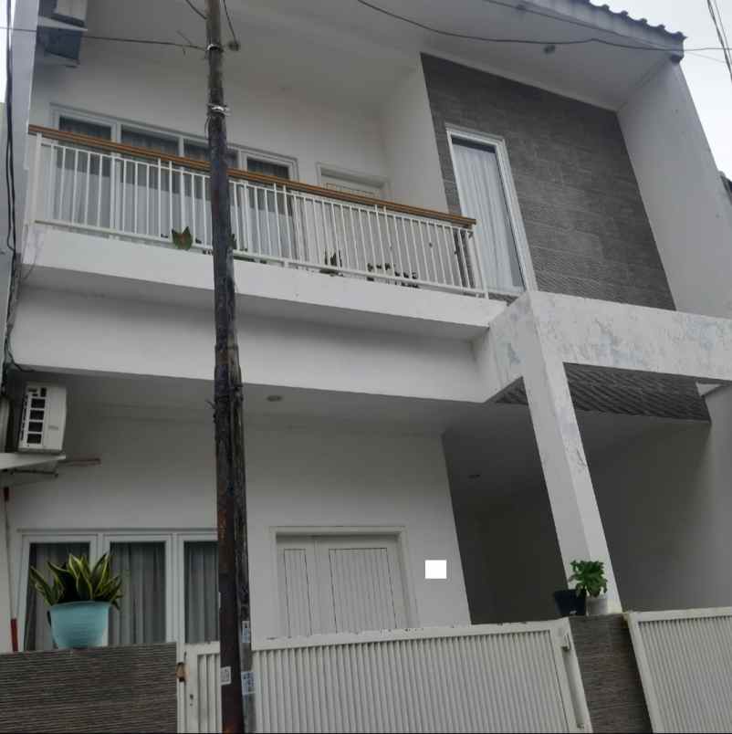 dijual rumah kayu putih pulo gadung