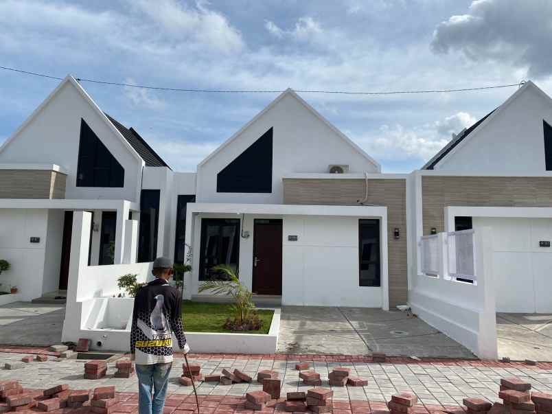 dijual rumah kebondalem lor prambanan