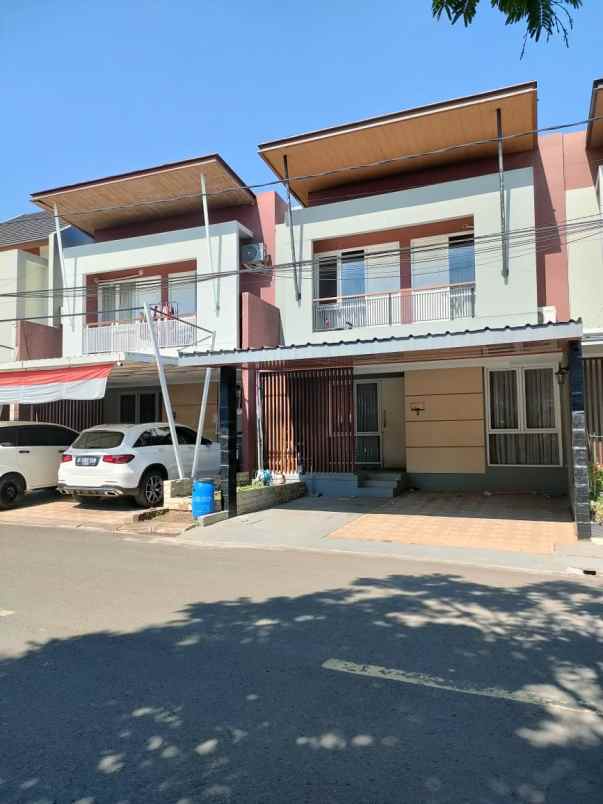 dijual rumah kec ngamprah