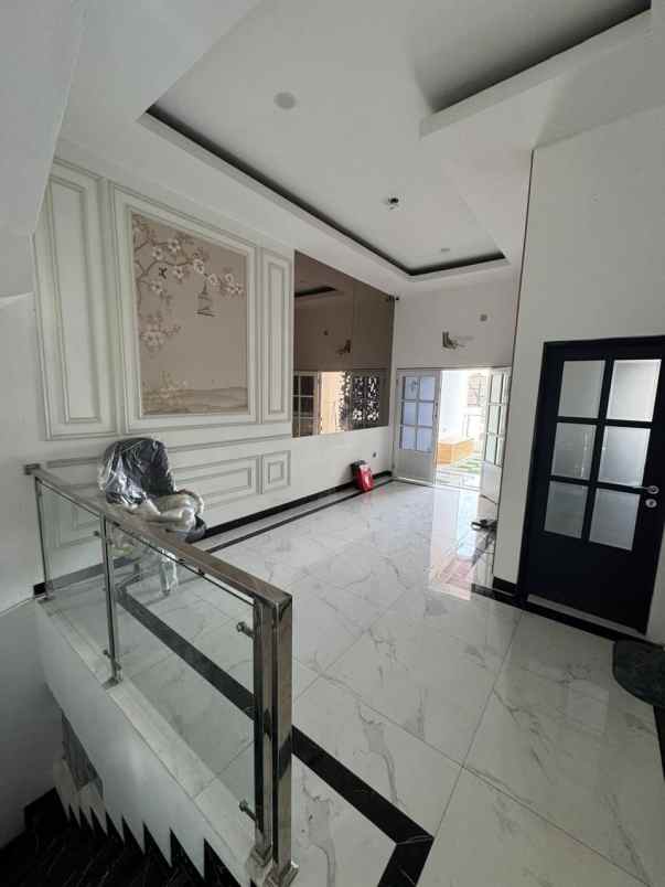 dijual rumah kelapa gading