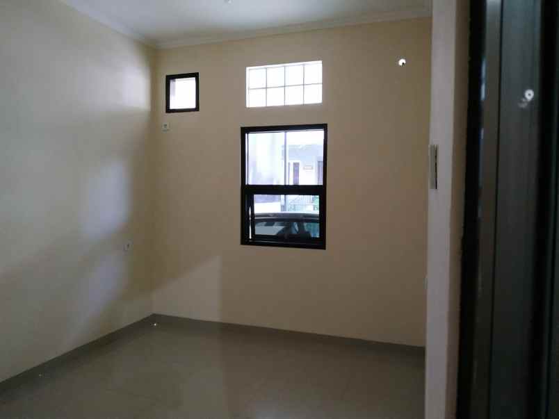 dijual rumah kelapa gading timur kelapa