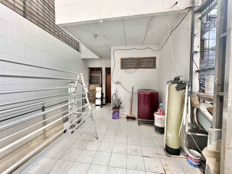 dijual rumah kelapa nias kelapa gading