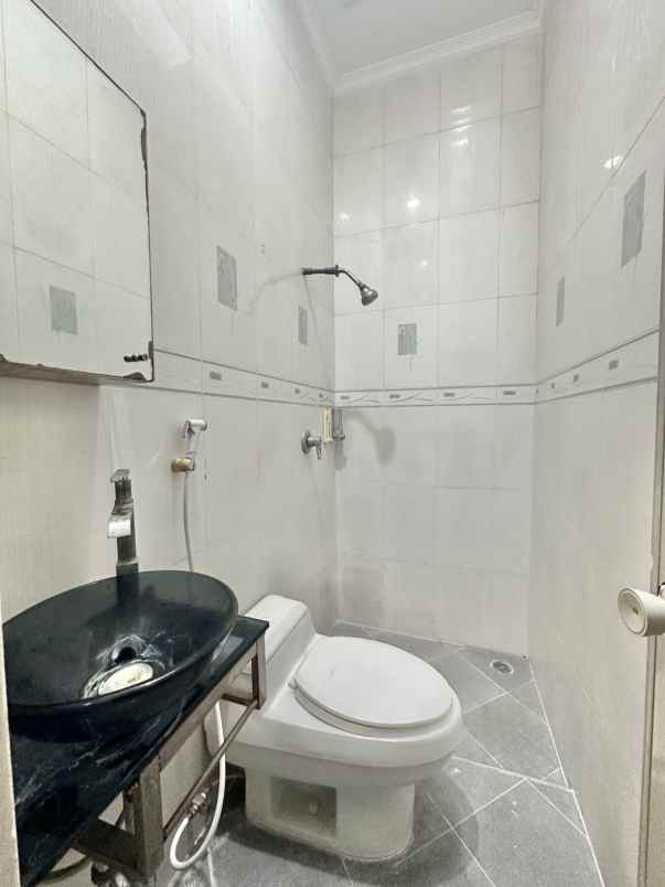 dijual rumah kelapa nias kelapa gading