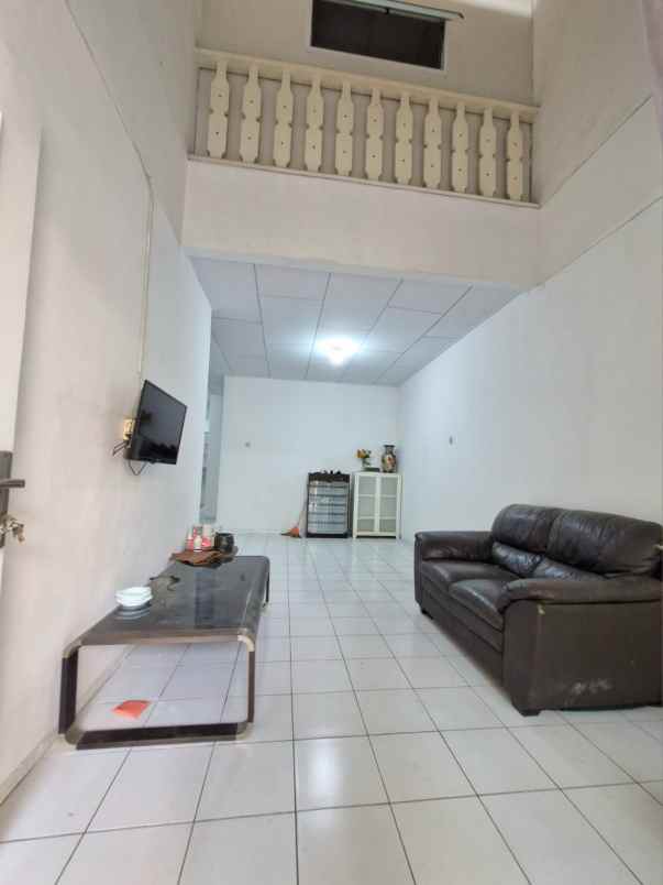 dijual rumah kelapa puan