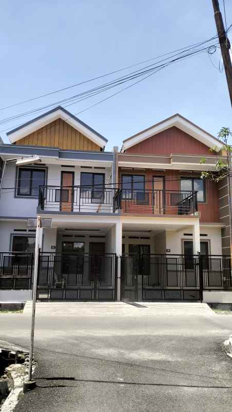 dijual rumah kelurahan gumuruh kec