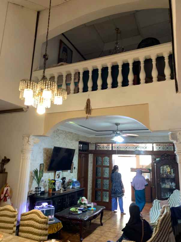 dijual rumah kemanggisan