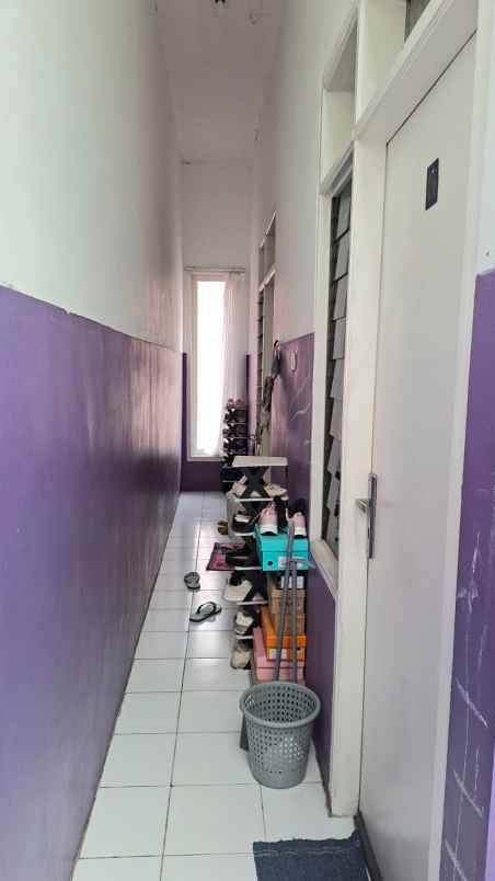 dijual rumah keputih gg makam blok b no 2