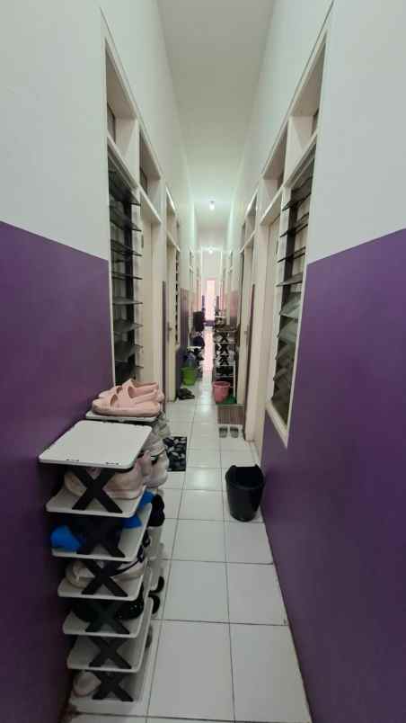 dijual rumah keputih gg makam blok b no 2