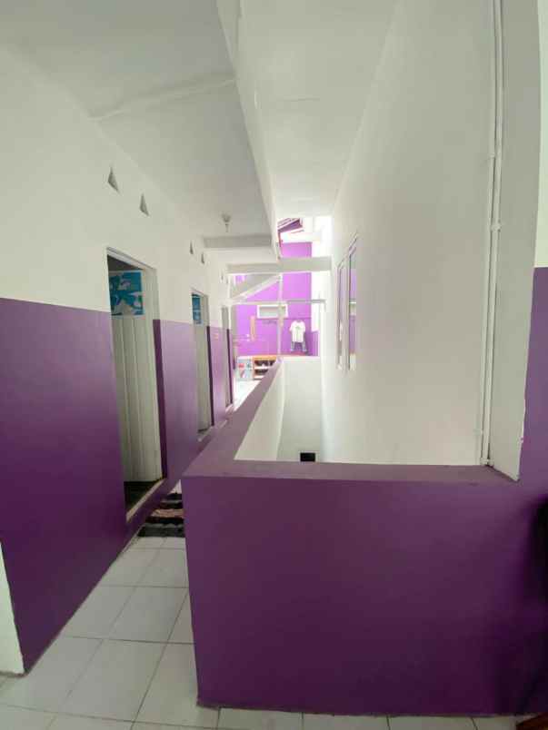 dijual rumah keputih gg makam blok b no 2