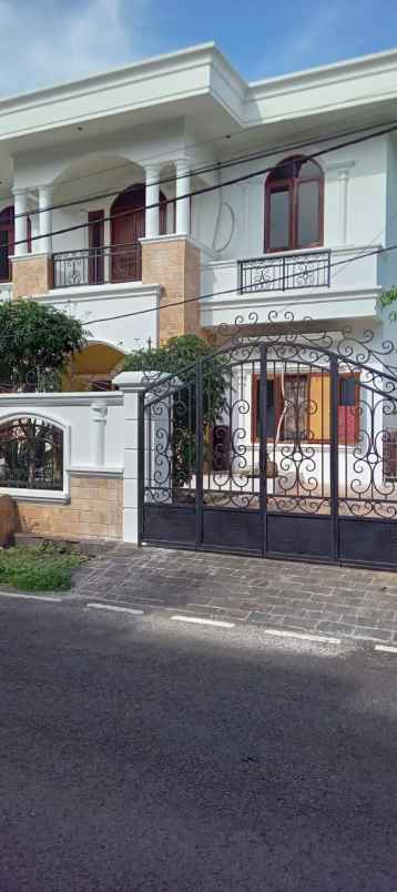 dijual rumah komplek billymoon pondok