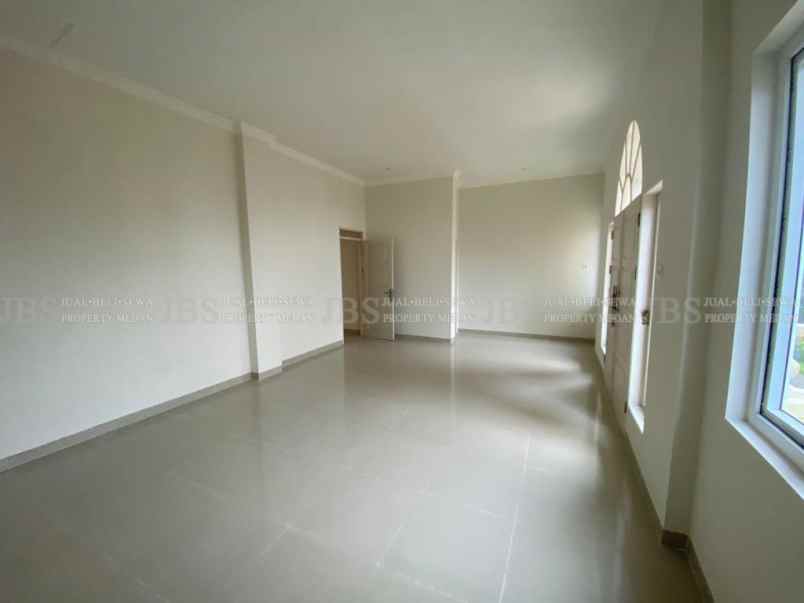 dijual rumah komplek citra garden