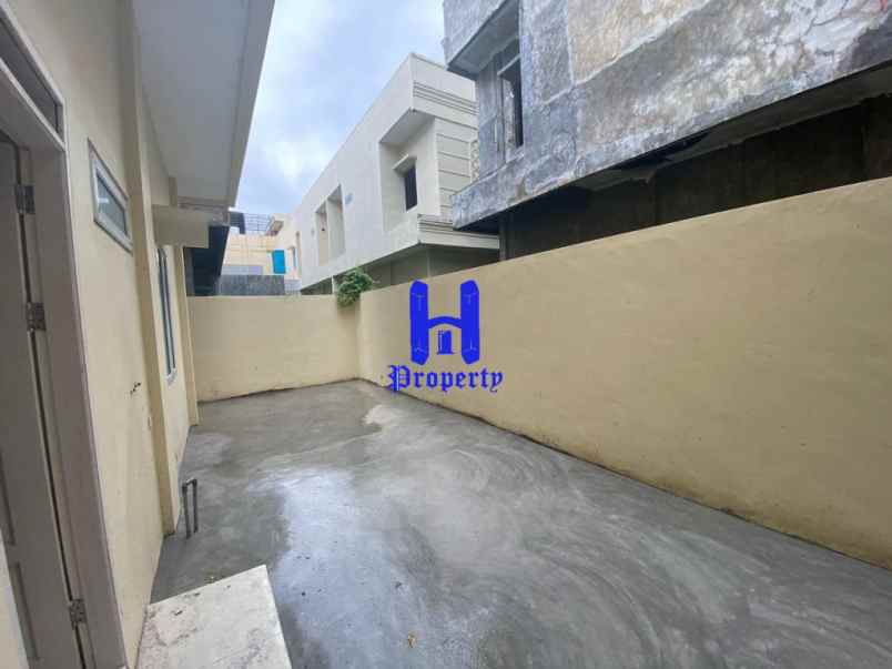 dijual rumah komplek citra garden