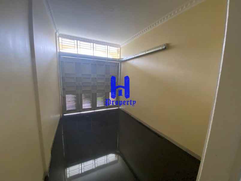 dijual rumah komplek citra garden
