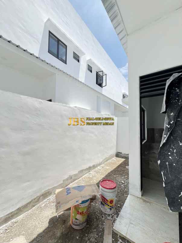 dijual rumah komplek green park type