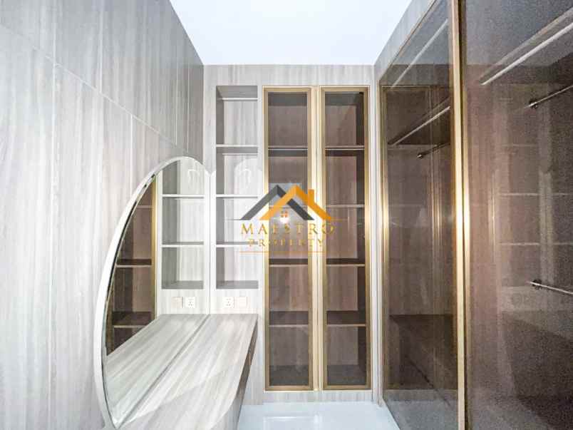 dijual rumah komplek jewel park jalan