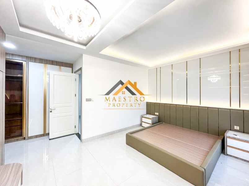 dijual rumah komplek jewel park jalan