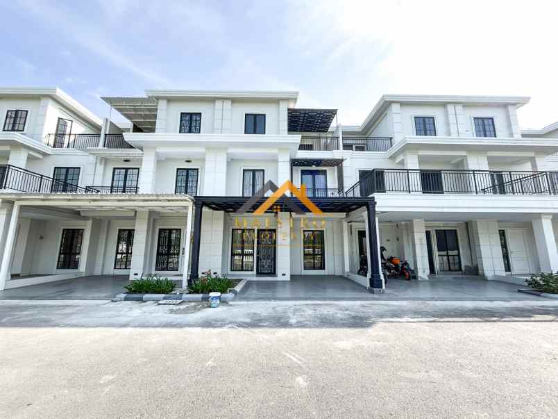 dijual rumah komplek jewel park jalan