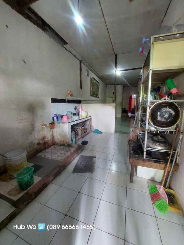 dijual rumah komplek perumahan pondok