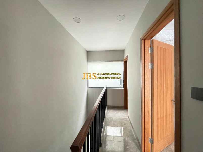 dijual rumah komplek the vienna