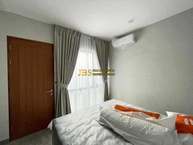 dijual rumah komplek the vienna