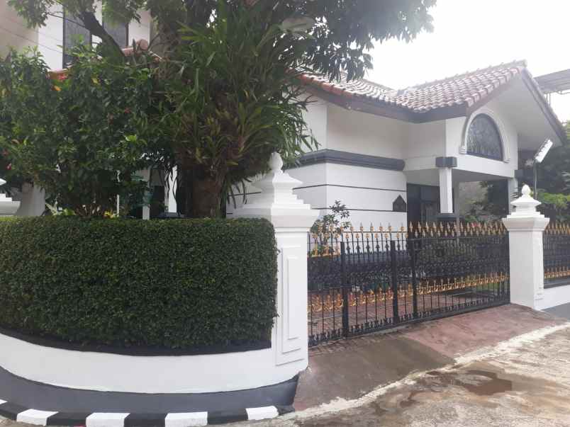 dijual rumah kopo permai iii