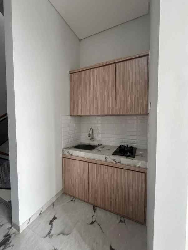 dijual rumah kos premium area bunga dewandaru suhat