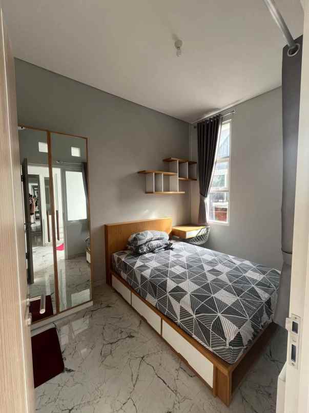 dijual rumah kos premium area bunga dewandaru suhat