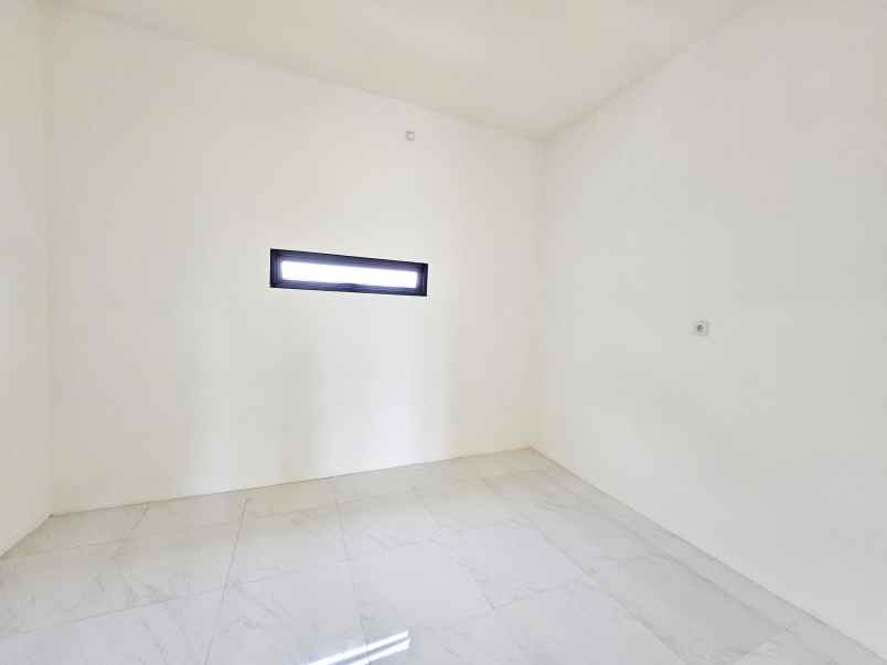 dijual rumah kota harapan indah bekasi