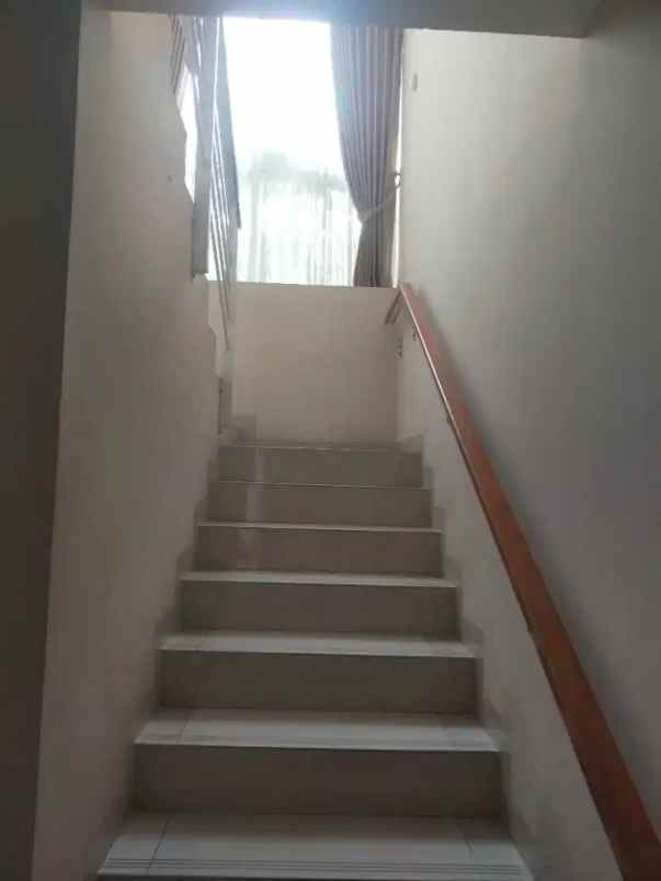 dijual rumah kramat jati