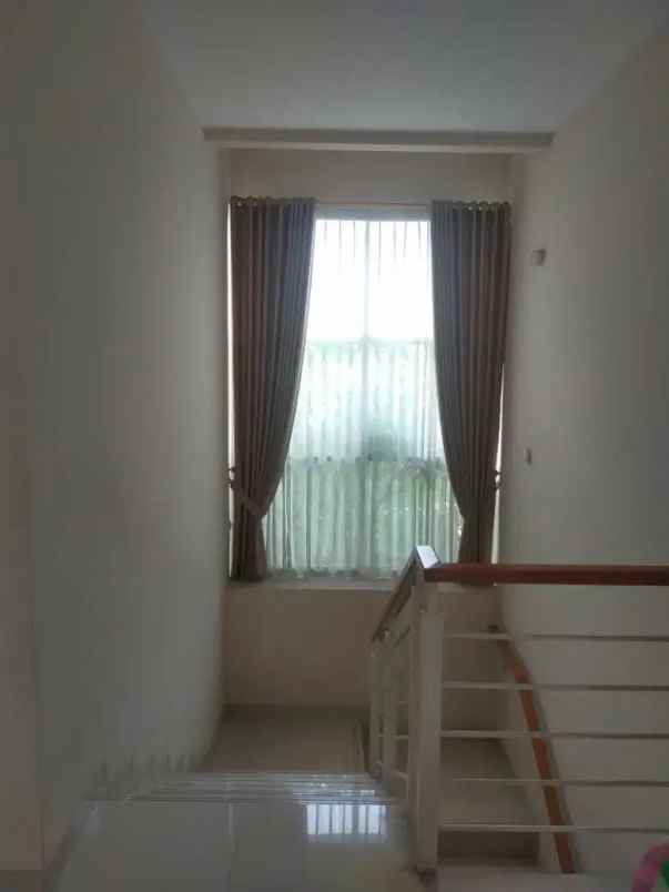 dijual rumah kramat jati