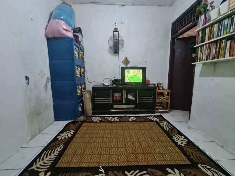 dijual rumah kunciran