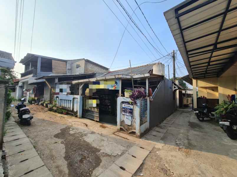 dijual rumah kunciran