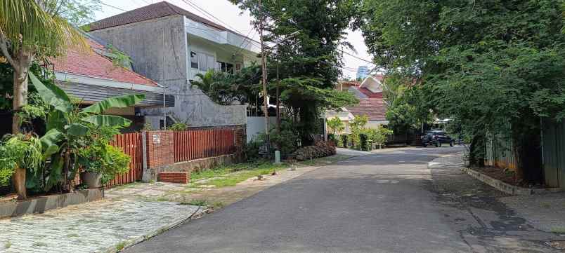 dijual rumah lama hitung tanah kawasan kebayoran baru