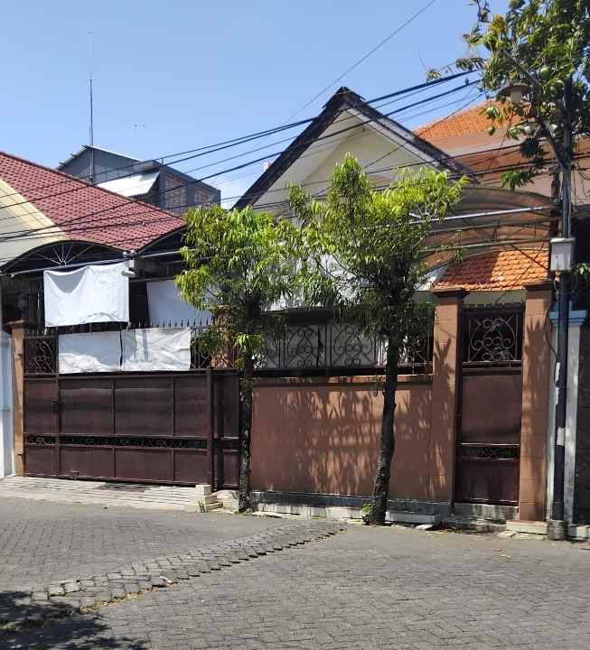 dijual rumah lebak timur indah