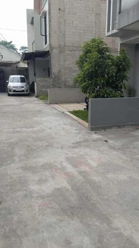 dijual rumah limo cinere depok